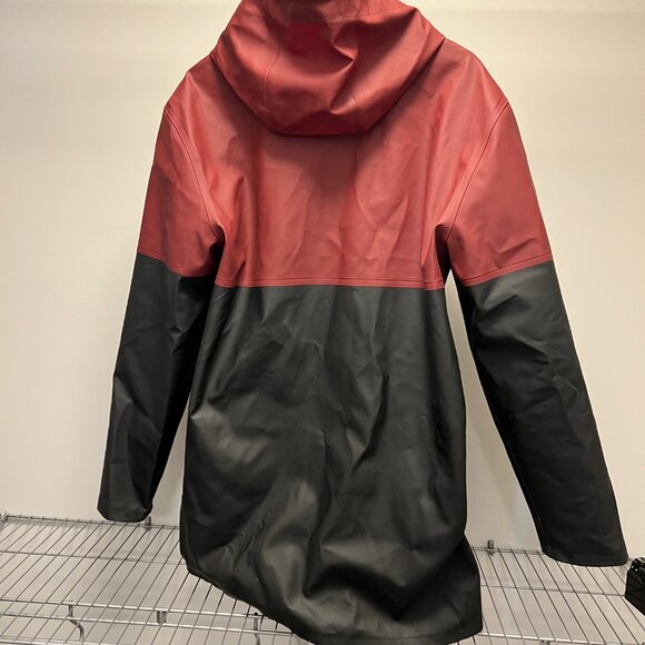Stutterheim Stockholm Raincoat – XL – Red/Black – Like New - Picture 2 of 3